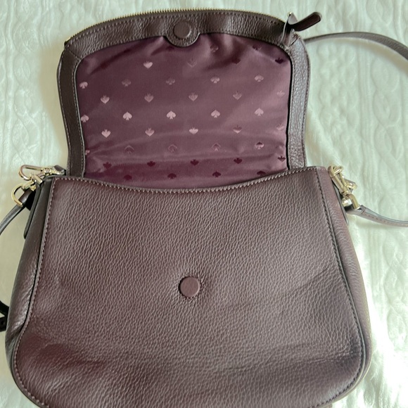 Kate Spade large run around maroon crossbody/convertible shoulder bag - Picture 4 of 11